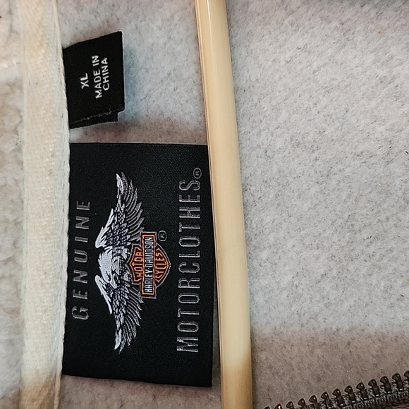 Gray XL Harley Davidson Hoodie, used - Picture 2 of 2